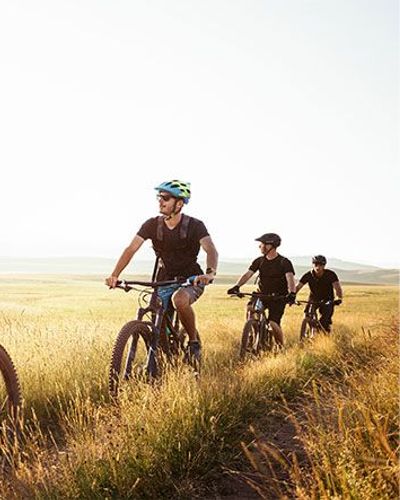 E-Mountain Biking